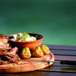 Cobb Pro Houtskoolbarbecue - Zwart -Uitrusting Voor Buiten Verkoop 2024 1267 1900 250y8439 1