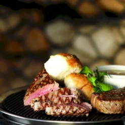 Cobb Pro Houtskoolbarbecue - Zalmrood 9 Cobb Pro Houtskoolbarbecue - Zalmrood -Uitrusting Voor Buiten Verkoop 2024 1267 1900 250y8468 2