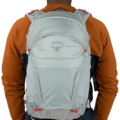 Osprey Hikelite Wandelrugzak - 26 Liter - Zilver -Uitrusting Voor Buiten Verkoop 2024 1900 1900 0039 hikelite 26l s23 onbody6 silverlining 10004802