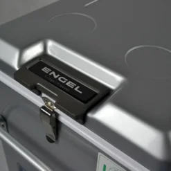 Engel MT35F-S Compressor Koelbox - 32 Liter -Uitrusting Voor Buiten Verkoop 2024 1900 2849 mt35fs verschluss detail