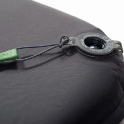 Exped SIM Comfort Duo 5 Zelfopblazende Slaapmat -Uitrusting Voor Buiten Verkoop 2024 6183 sim comfort valve in close 5472x3648