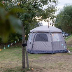 Easy Camp Moonlight Yurt 6 Familietent - 6 Persoons -Uitrusting Voor Buiten Verkoop 2024 easy camp moonlight yurt 6 familietent 1