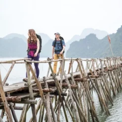 Osprey Farpoint Backpack - 40 Liter - Donkergroen -Uitrusting Voor Buiten Verkoop 2024 osprey farpointfairview 1 3