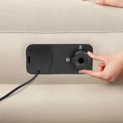 Bestway Tritech Luchtbed - Queensize - Ingebouwde Elektrische Pomp -Uitrusting Voor Buiten Verkoop 2024 tritech1.3 1